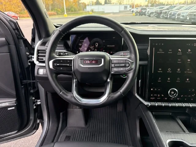 Used 2025 Sterling Metallic GMC Elevation image 16