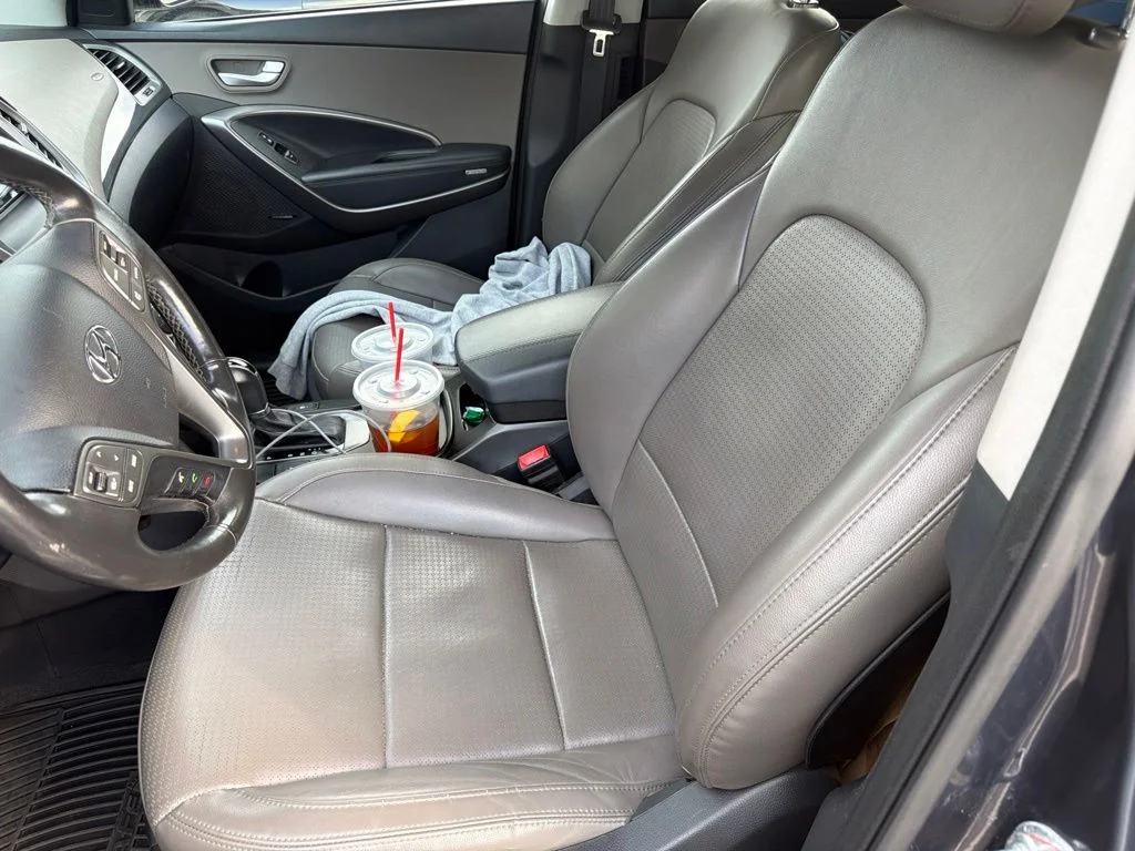 Used 2014 Blue Hyundai Base image 7