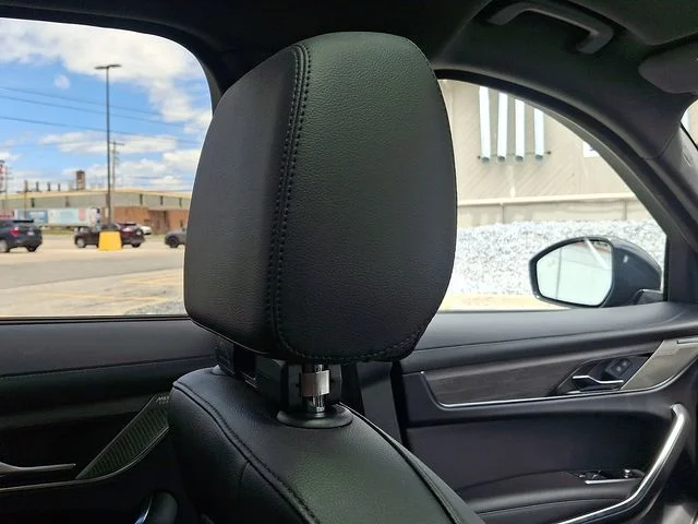 Used 2022 Gray Jaguar P250 S image 13