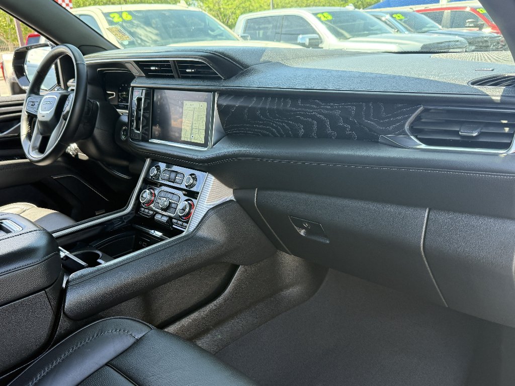 2023 GMC Yukon XL Denali - Photo 28