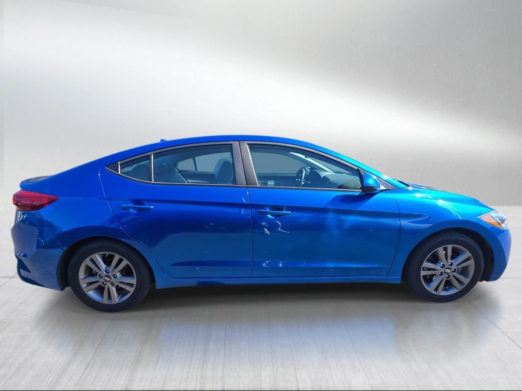 Used 2018 Electric Blue Hyundai SEL image 2