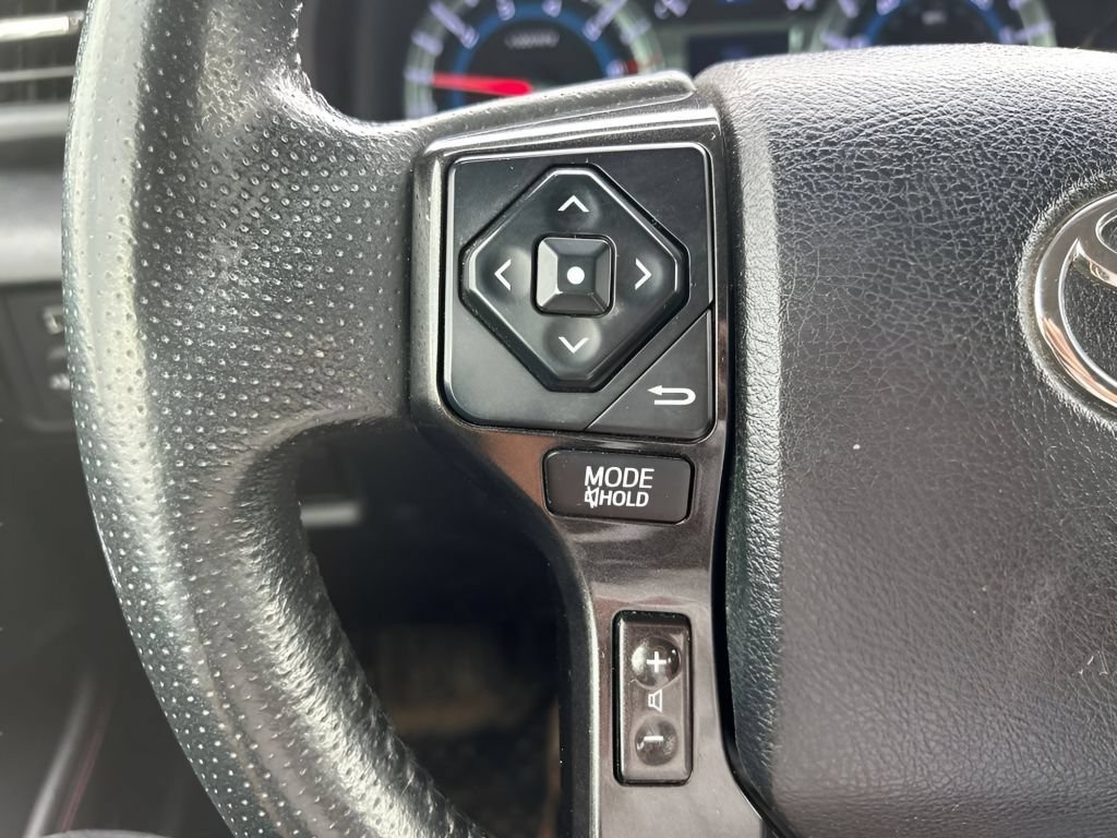 Used 2016 Classic Silver Metallic Toyota Trail image 22
