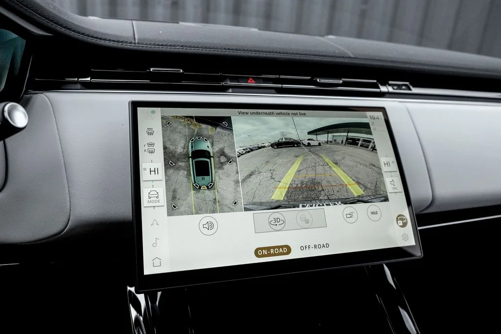 New 2026 Varesine Blue Land Rover Dynamic SE image 14