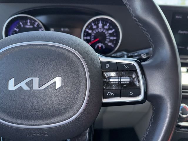 Used 2024 Red Kia LX image 20