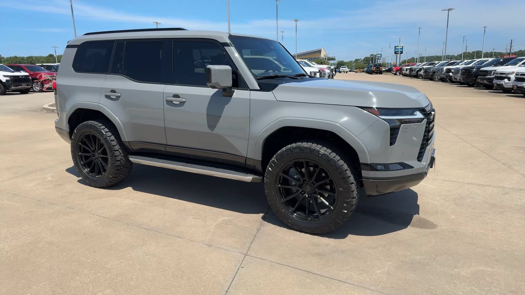 Used 2024 Incognito Lexus GX 550 Premium+ image 3