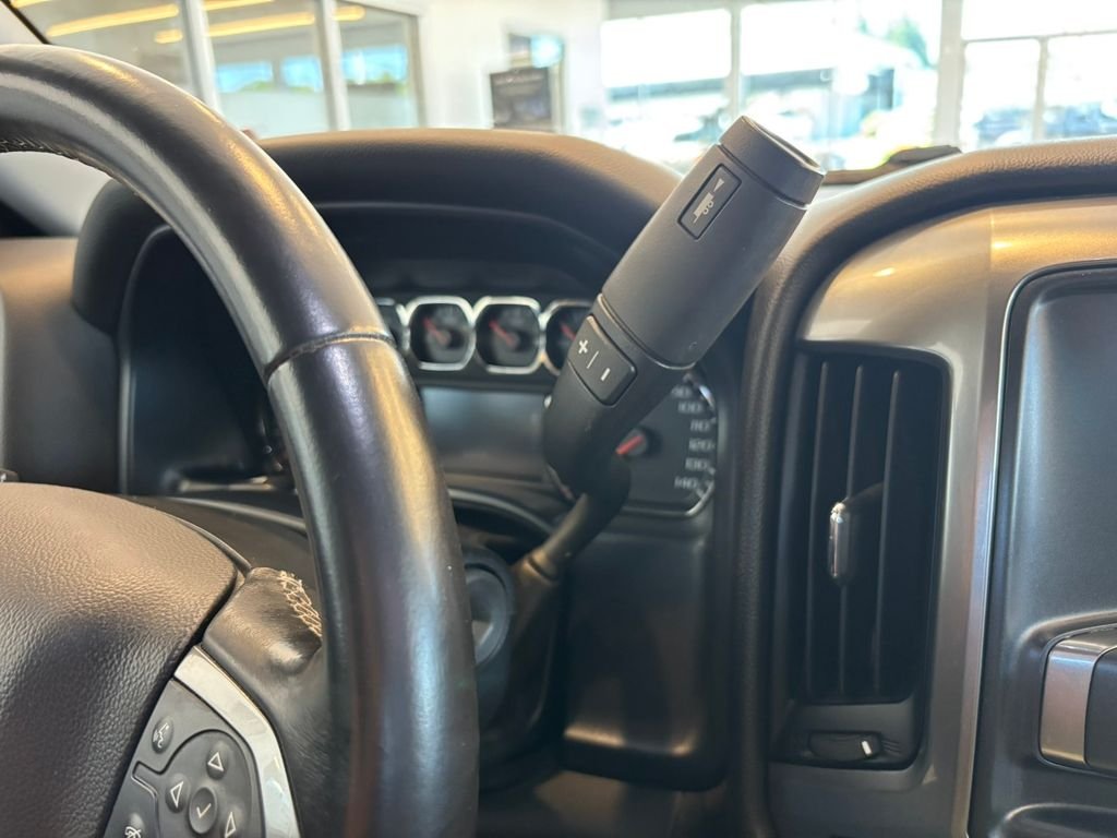 Used 2014 Red Chevrolet LT image 22