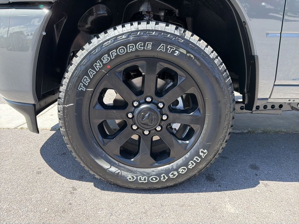 New 2026 Ceramic Gray Clear-Coat Exterior Paint RAM Laramie image 54