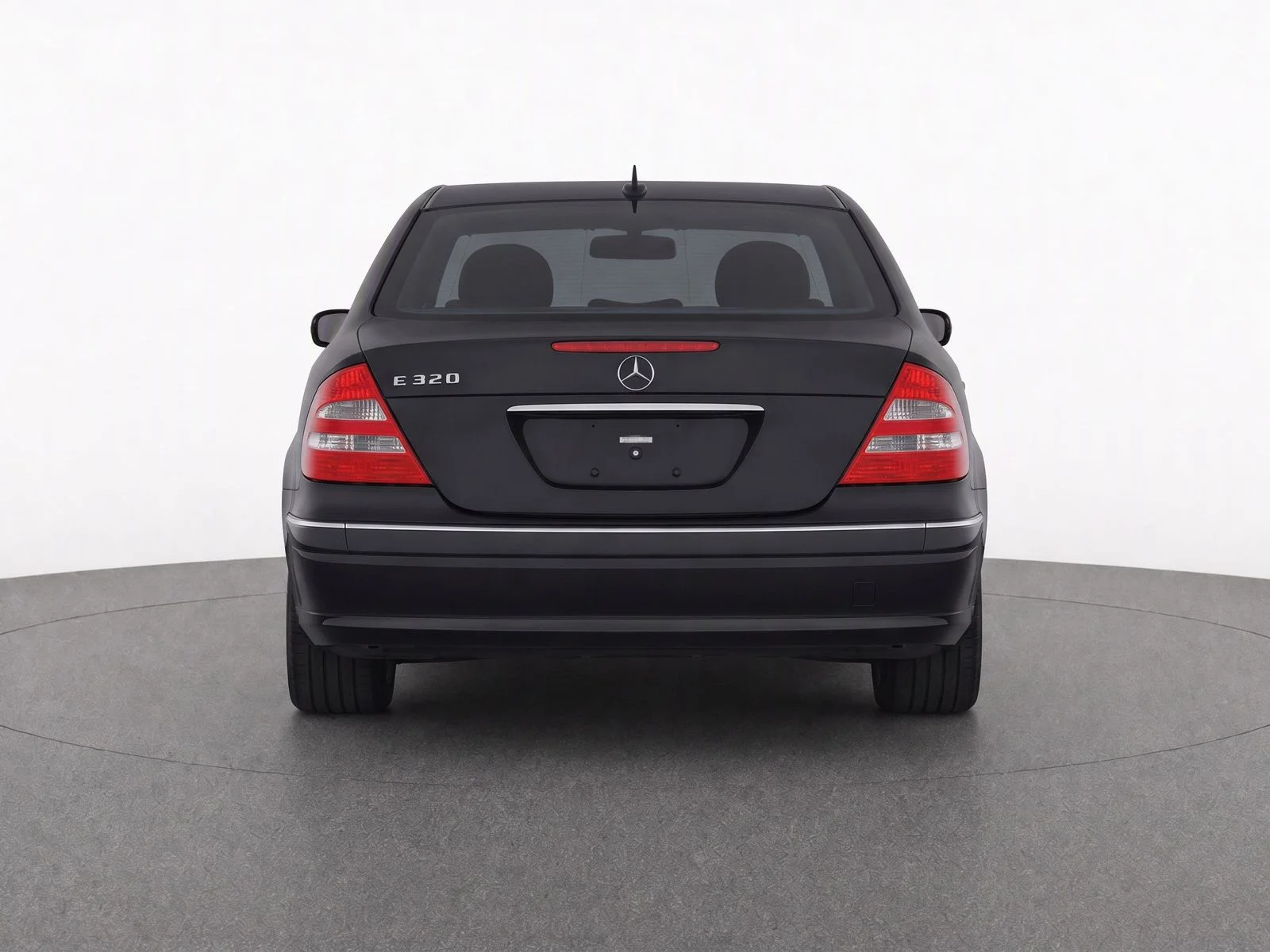 Used 2004 Black Mercedes-Benz 3.2L image 6