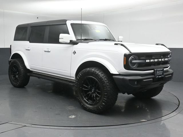 2023 Ford Bronco 4-Door Outer Banks