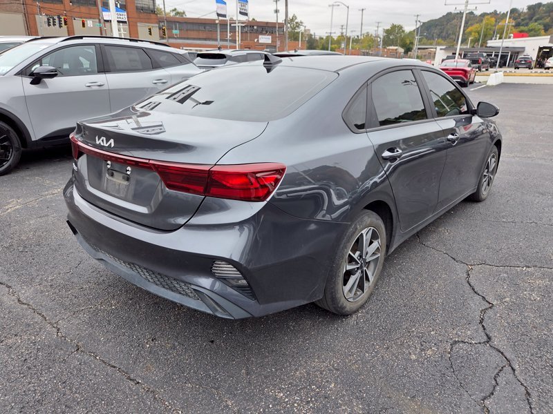 Used 2023 Gray Kia LXS image 7