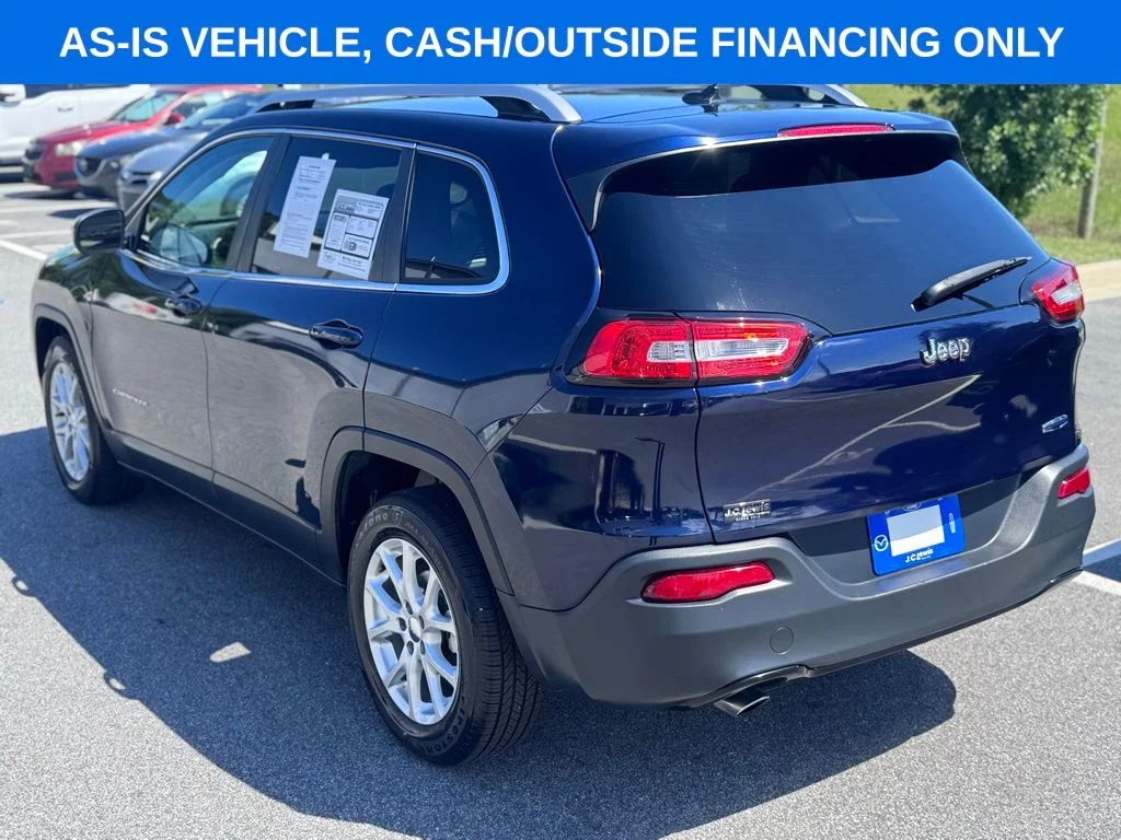 Used 2014 True Blue Jeep Latitude image 5