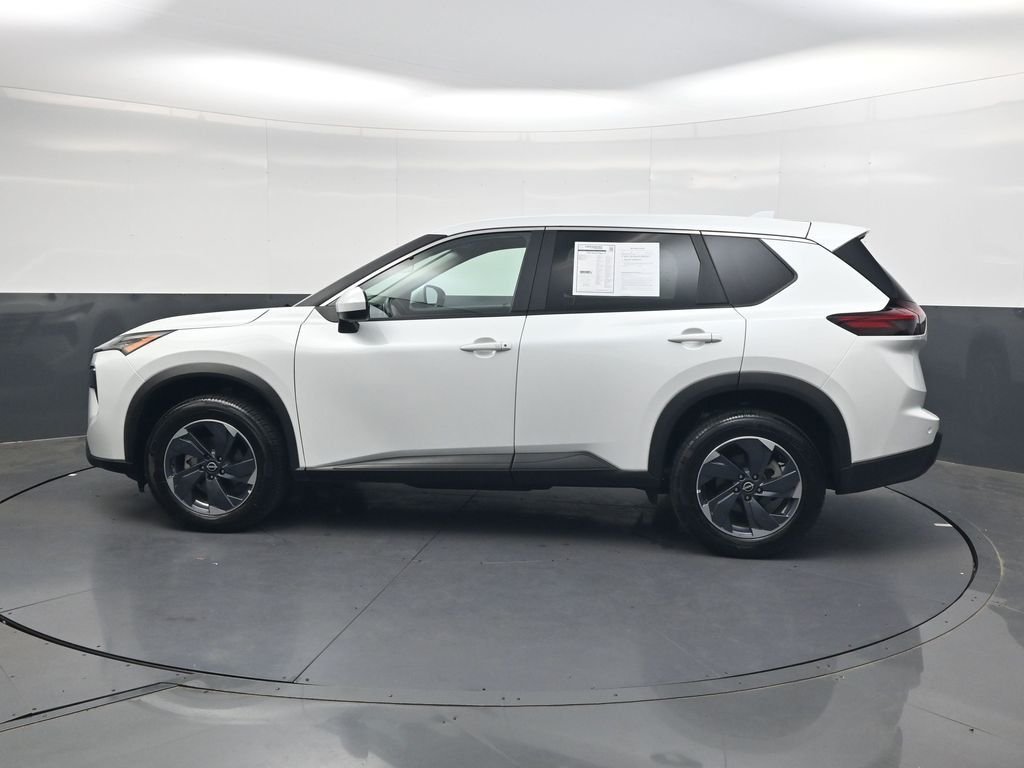 Used 2025 White Nissan SV image 10