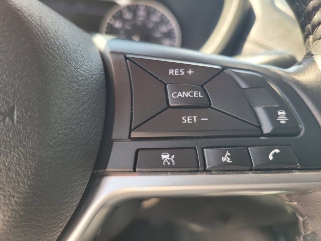 Used 2024 Gray Nissan SV image 27