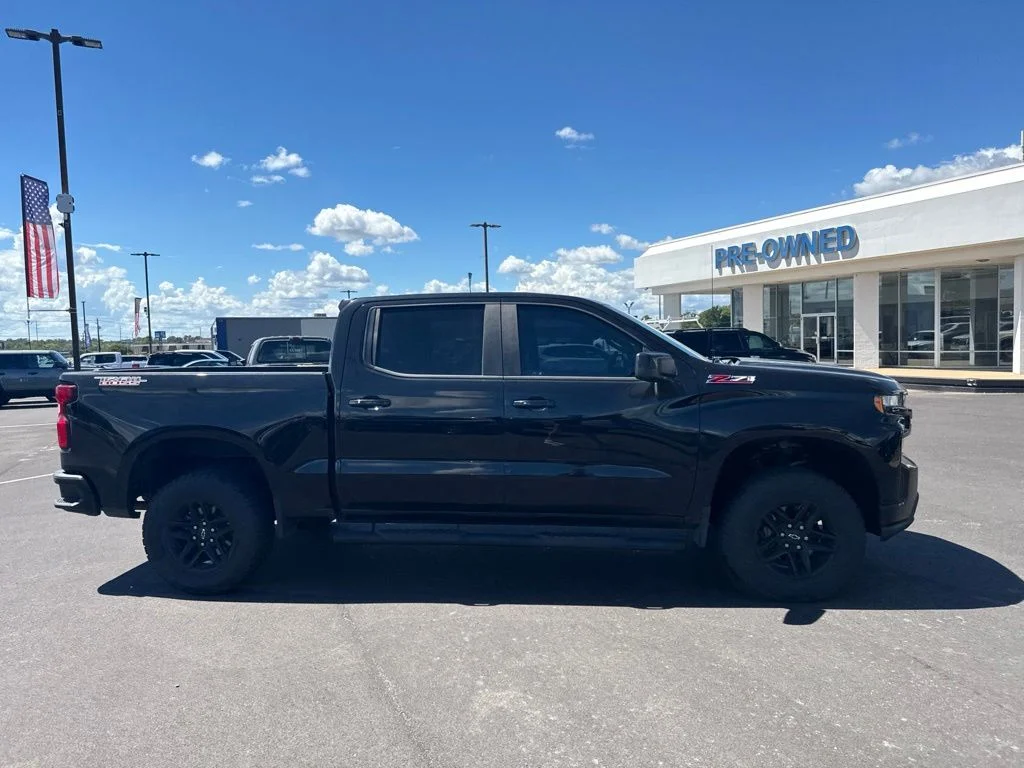 Used 2019 Black Chevrolet LT Trail Boss image 15