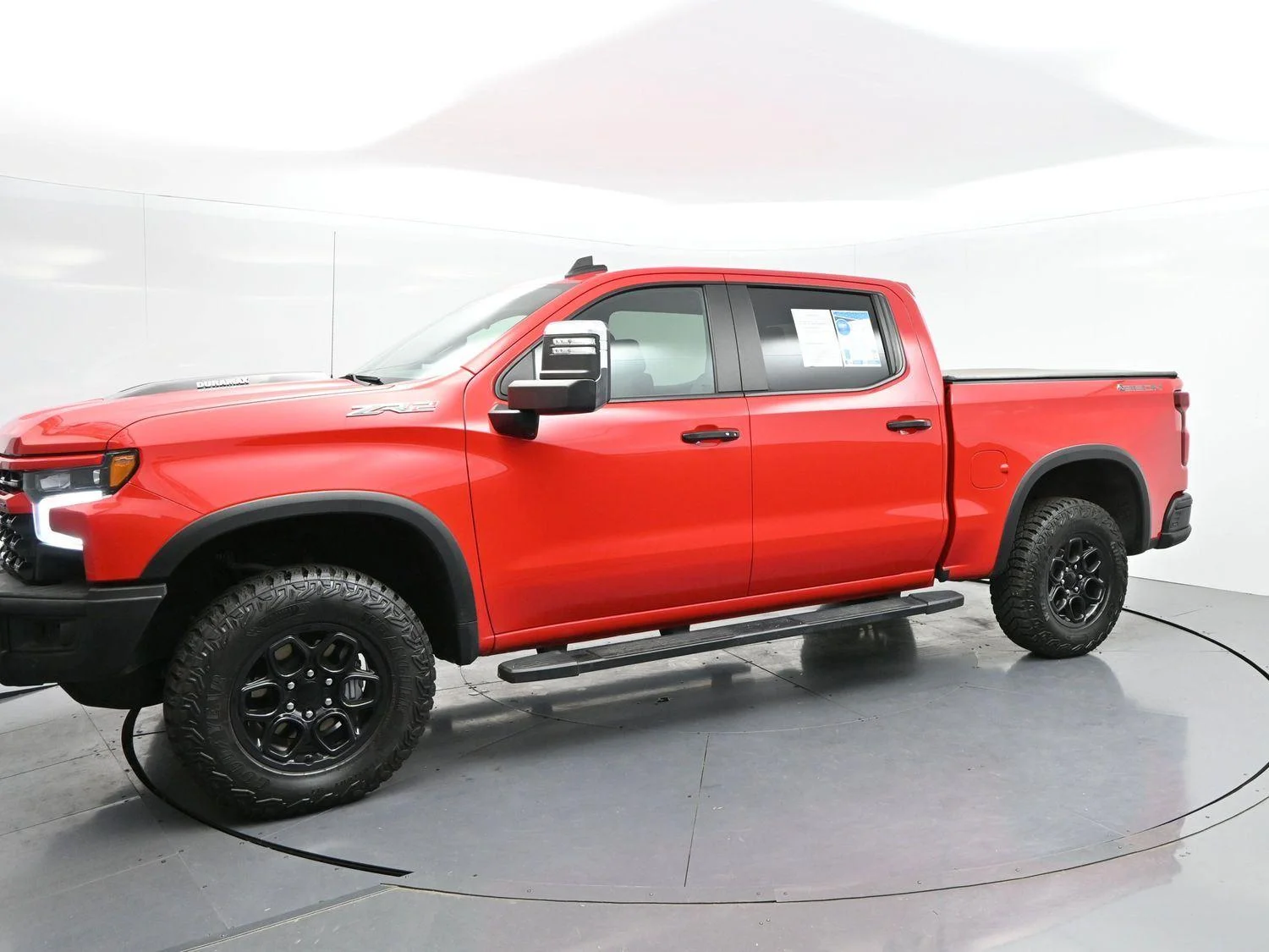 Used 2024 Red Hot Chevrolet ZR2 image 3