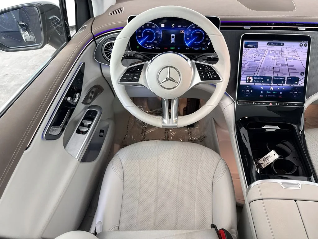 Used 2023 Blue Mercedes-Benz 350 SUV image 23