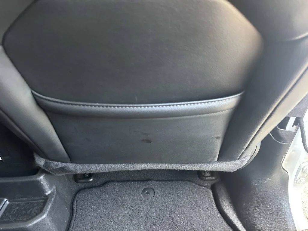 Used 2023 White Jeep Altitude image 20