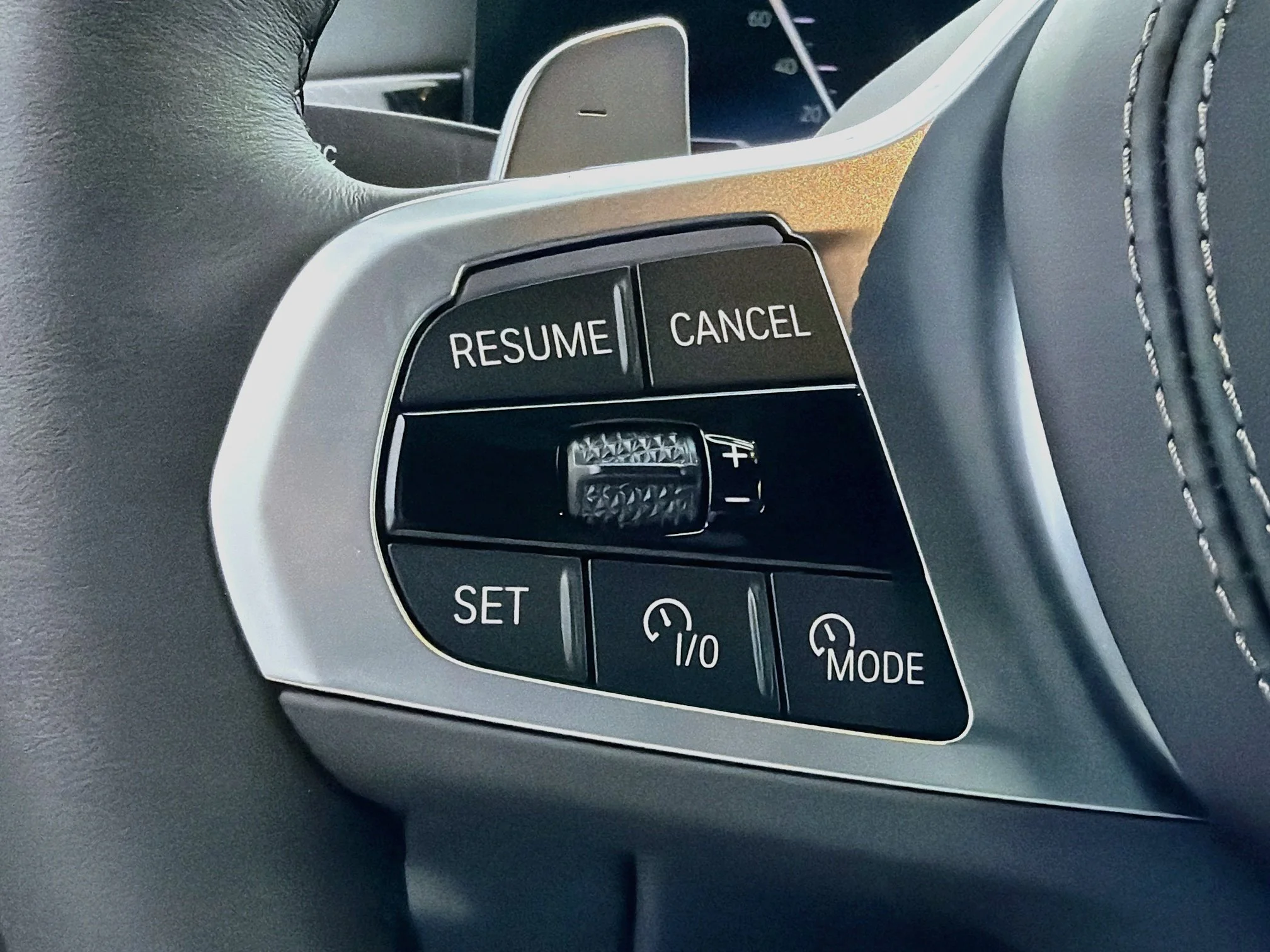 New 2027 Skyscraper Grey Metallic BMW xDrive40i image 40