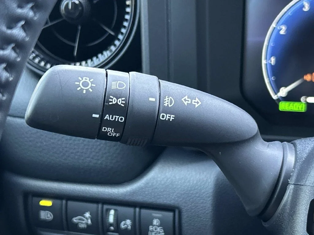 Used 2027  Toyota Base image 30