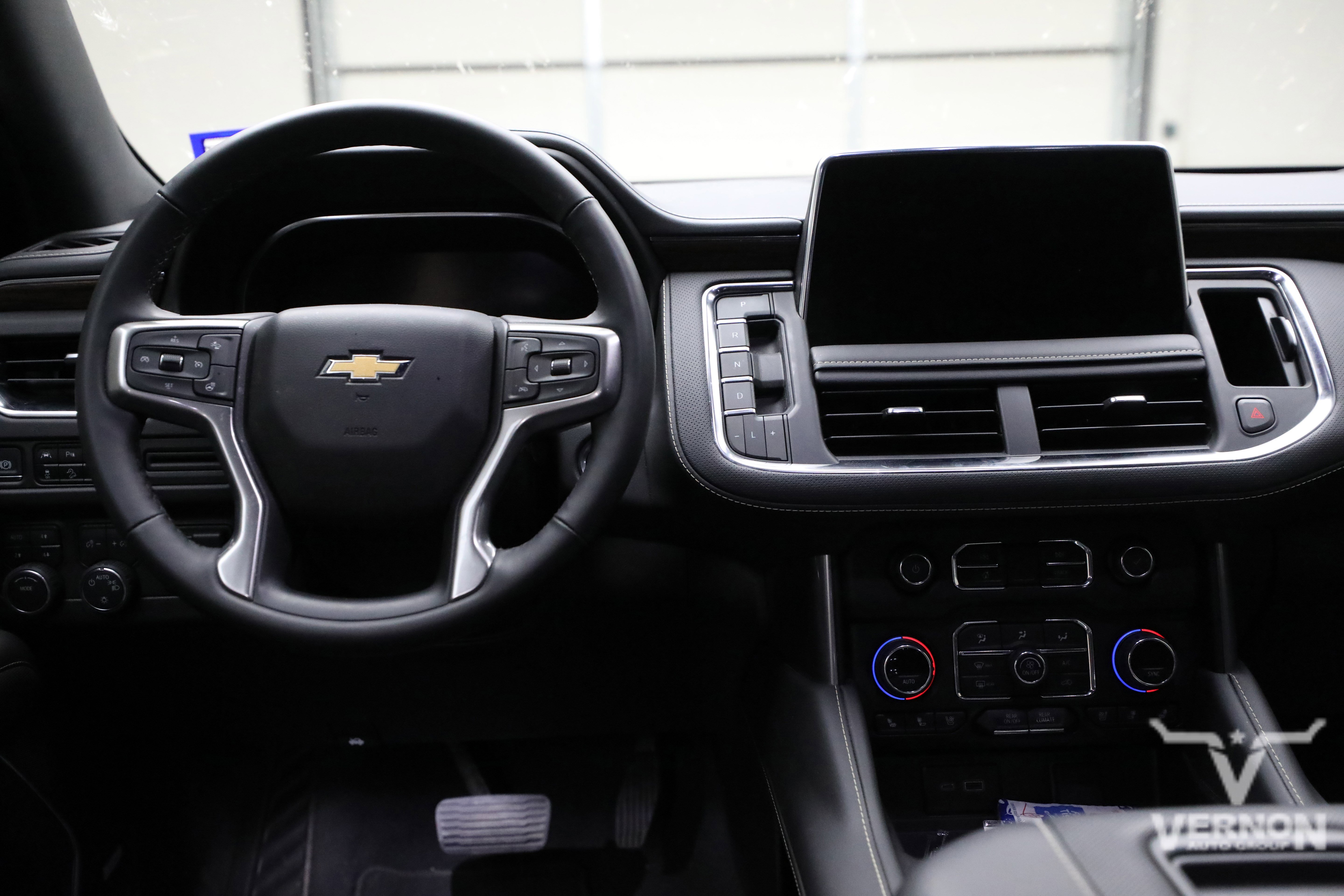 Used 2024 Dark Ash Metallic Chevrolet Y image 8