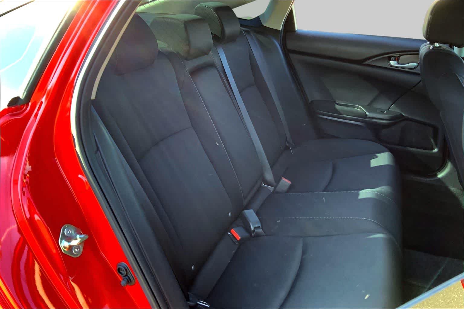 Used 2018 Rallye Red Honda EX image 19