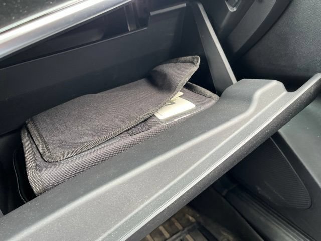 Used 2023 Gun Metallic Nissan SL image 18