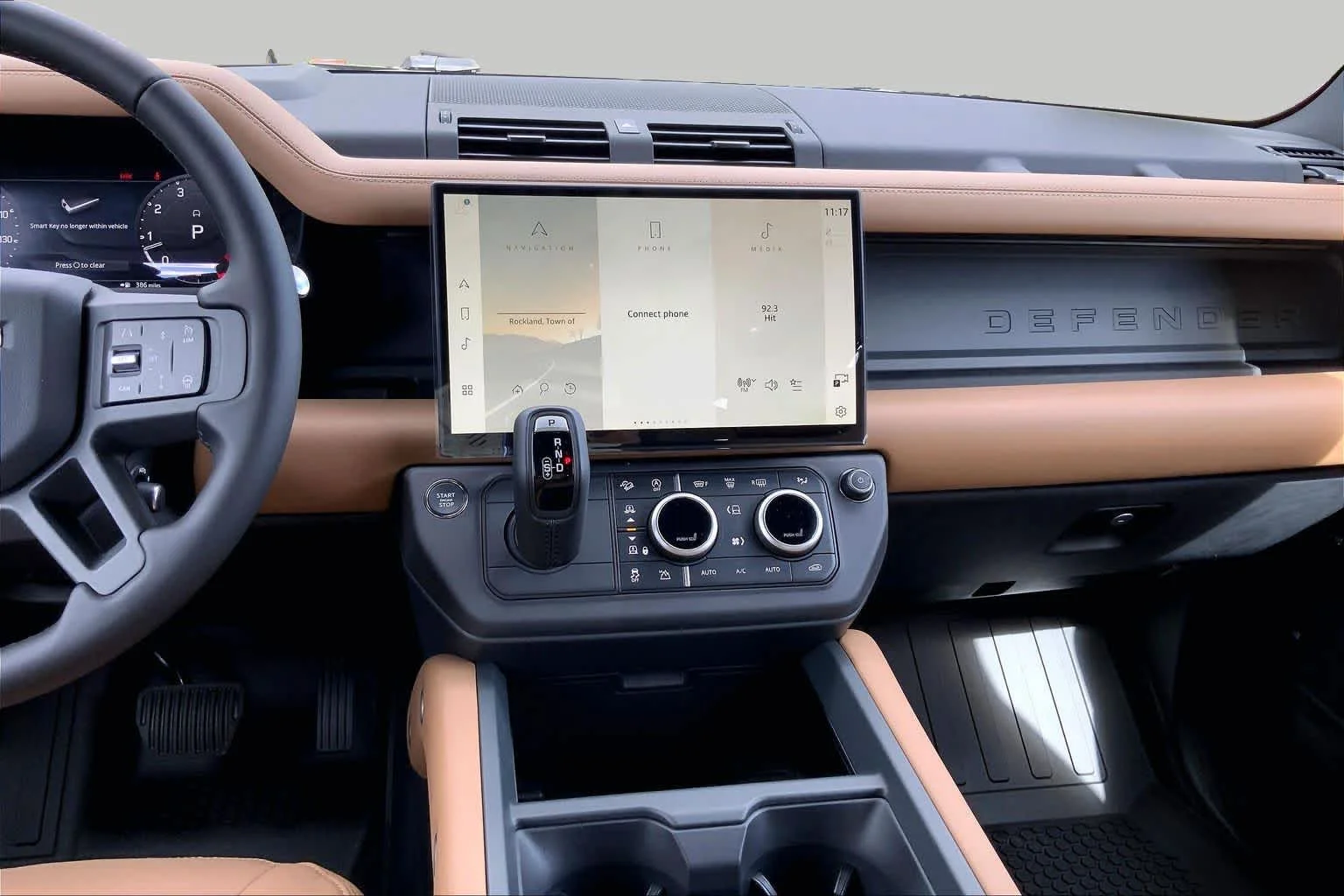 New 2026 Carpathian Grey Land Rover X-Dynamic SE image 8