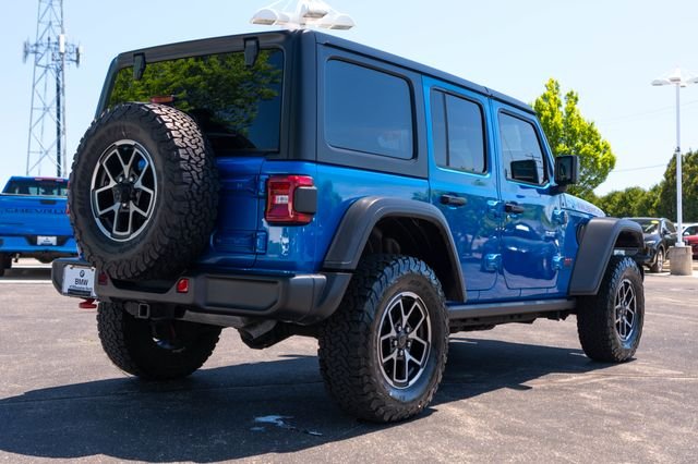Used 2024 Blue Pearl Jeep Rubicon image 11