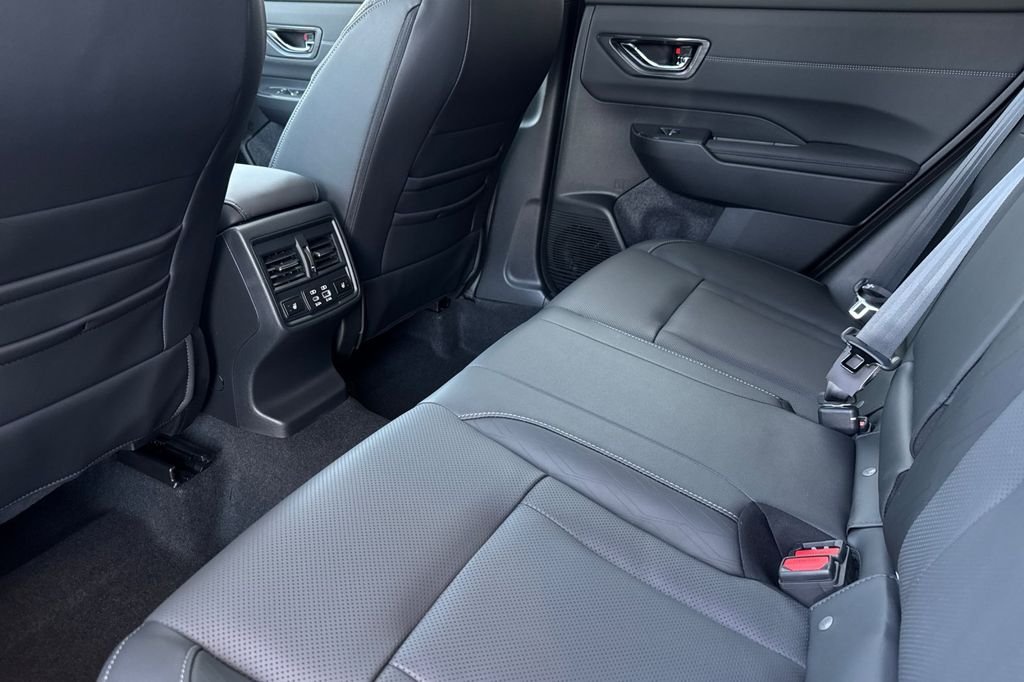New 2026 ICE SILVER METALLIC Subaru Touring XT image 15