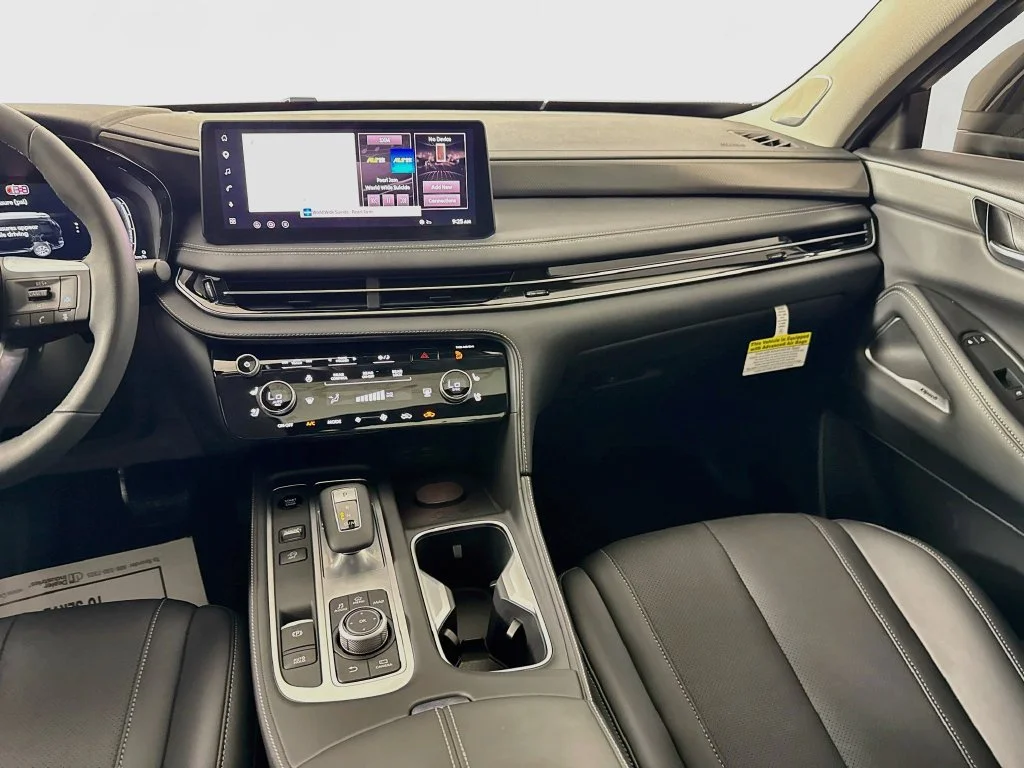 Certified Used 2027 Gray INFINITI LUXE image 32