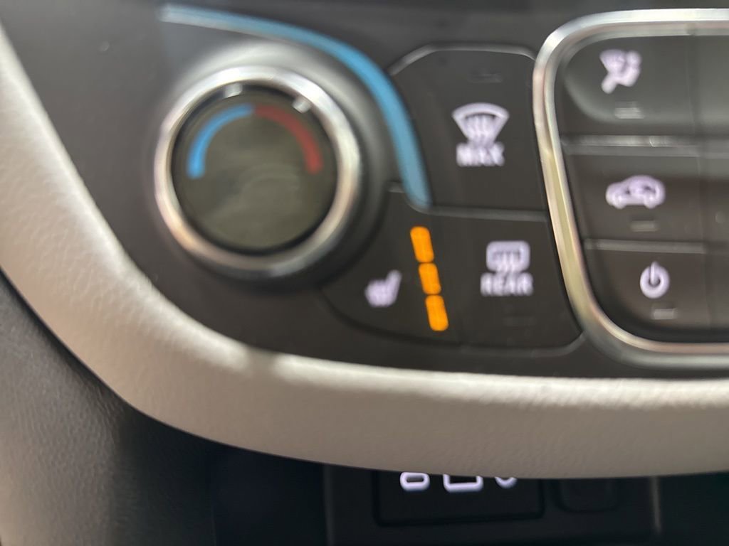 2024 Chevrolet Equinox LT - Photo 19