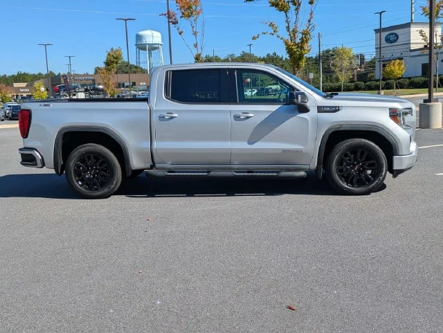 Used 2021 Silver GMC Elevation image 3