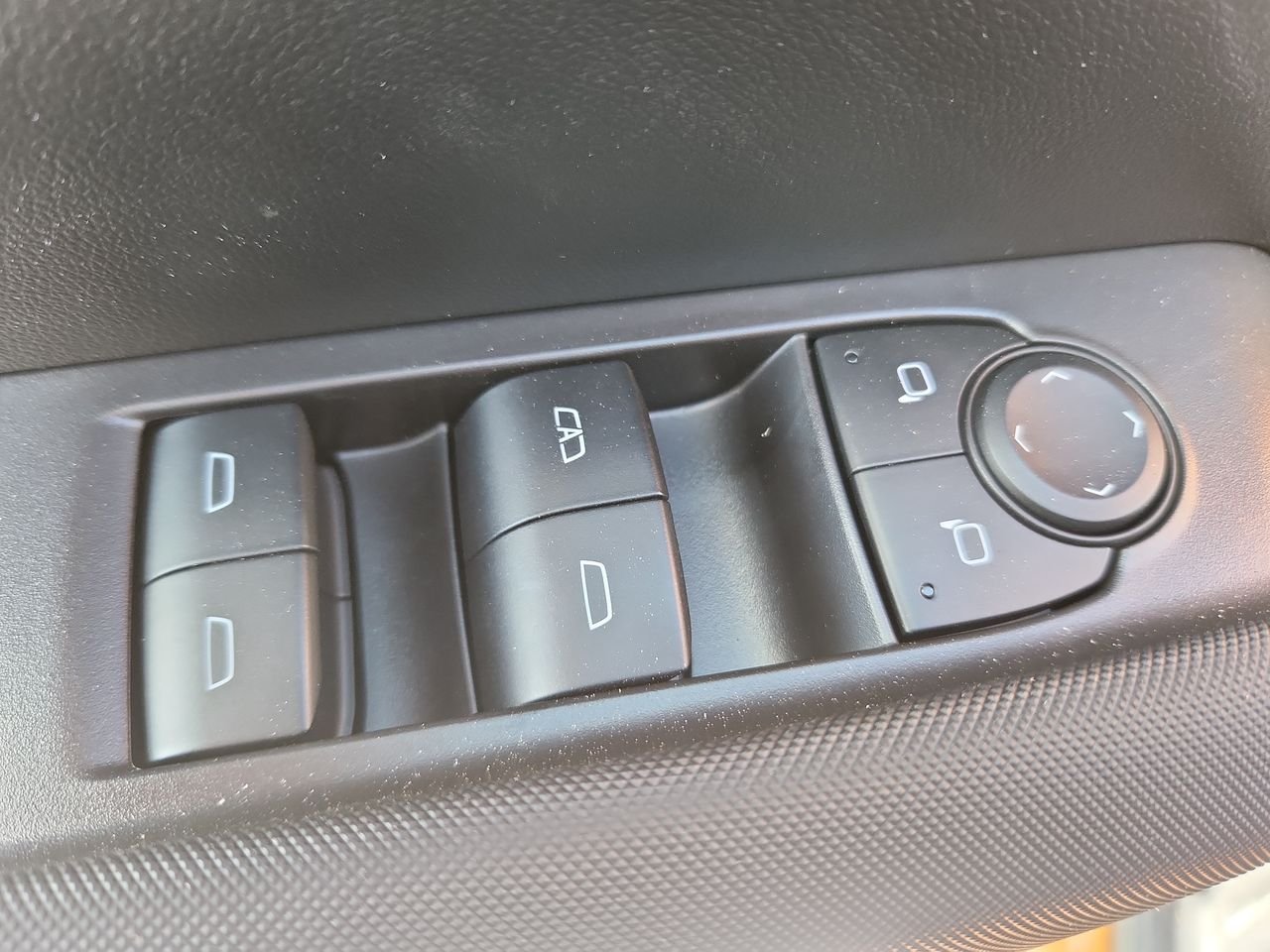 2026 Chevrolet Colorado Z71 - Photo 60