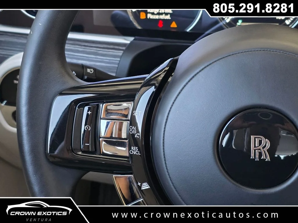 Used 2021  Rolls-Royce Base image 42