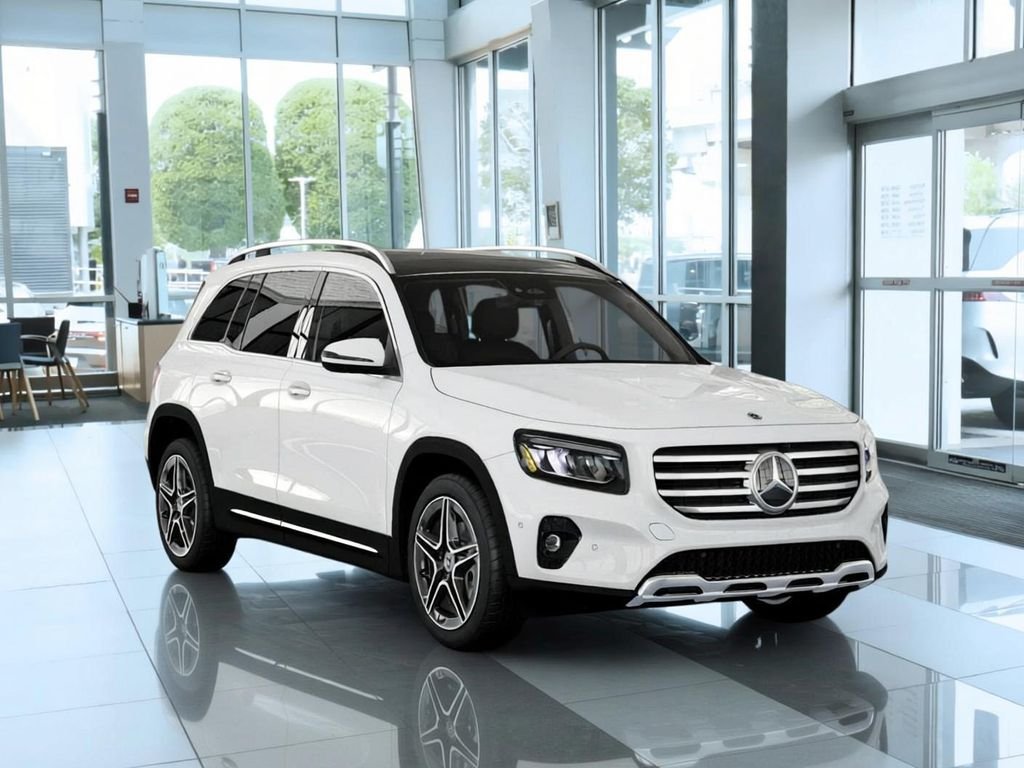 New 2026 Polar White Mercedes-Benz GLB 250 image 10