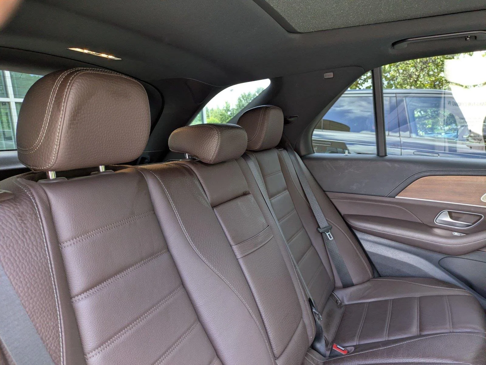 Used 2022 Mojave Silver Metallic Mercedes-Benz GLE 350 image 30