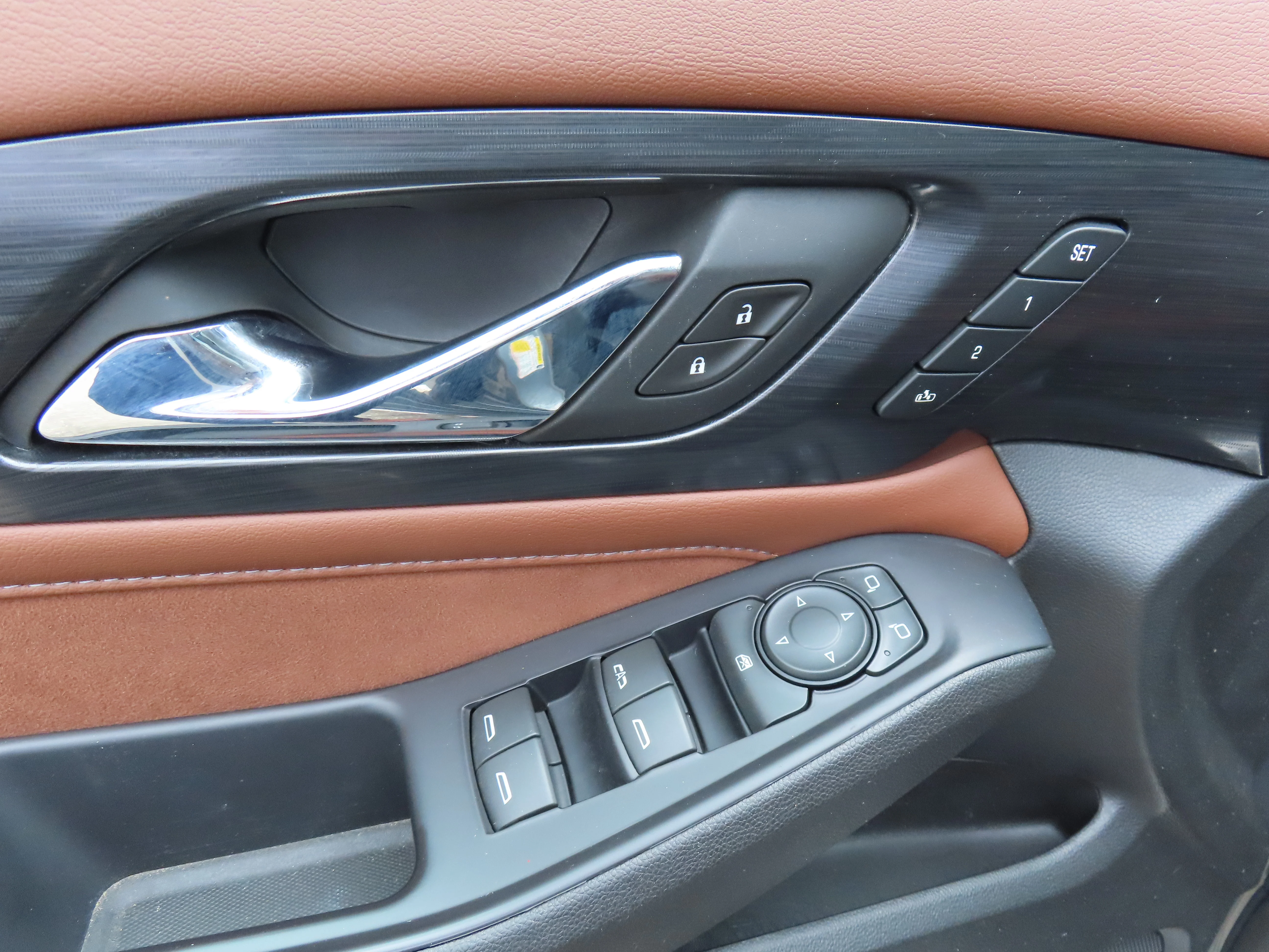Used 2018 Satin Steel Metallic Chevrolet High Country image 14