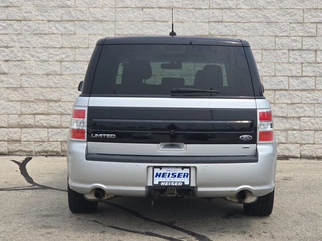 Used 2017 Silver Ford Limited image 12