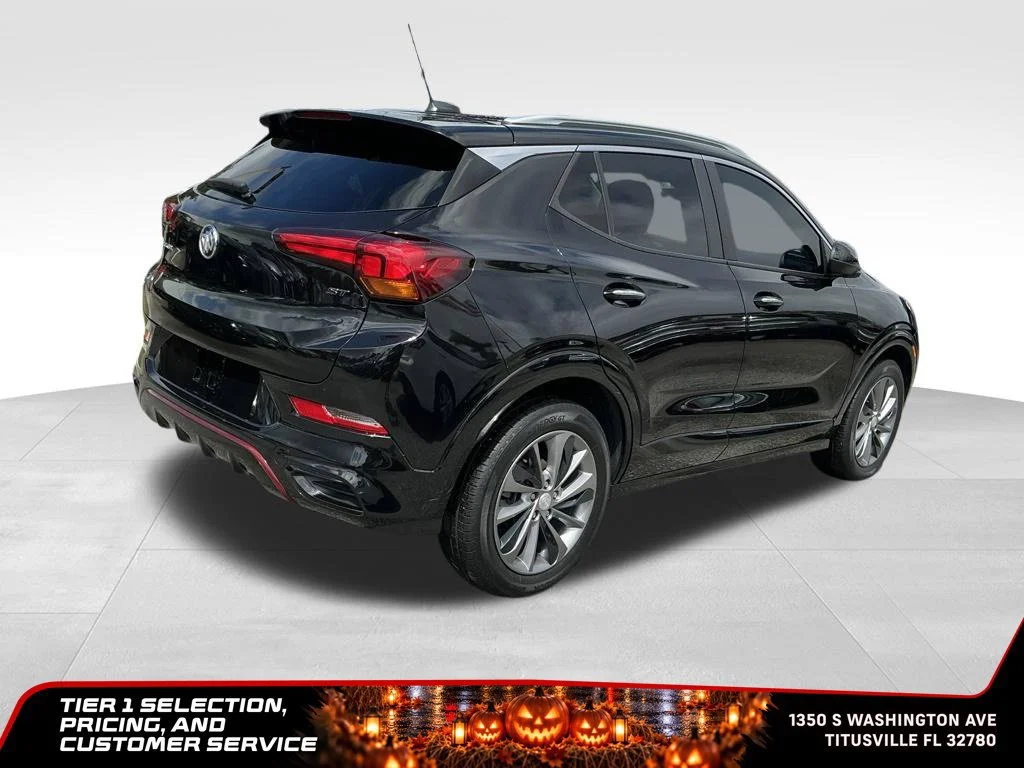 Used 2023 EBONY TWILIGHT METALLIC Buick Select image 5