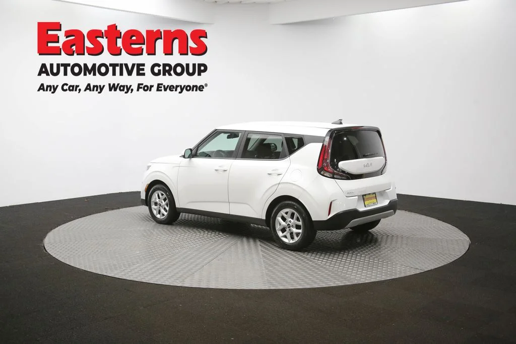 Used 2023 White Kia LX image 61