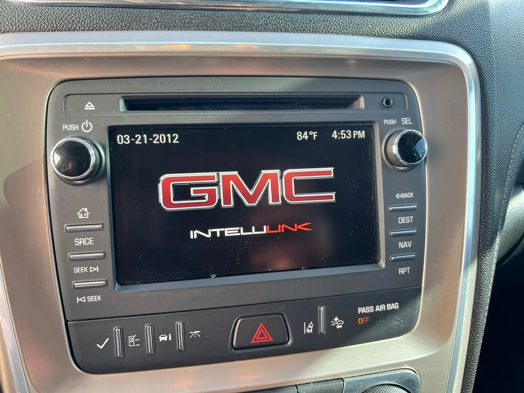 2016 GMC Acadia Denali - Photo 13