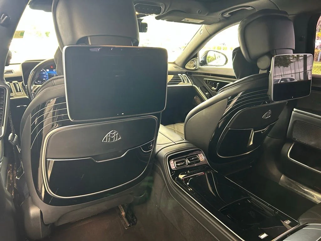 Used 2021 White Mercedes-Benz Maybach S 580 image 39