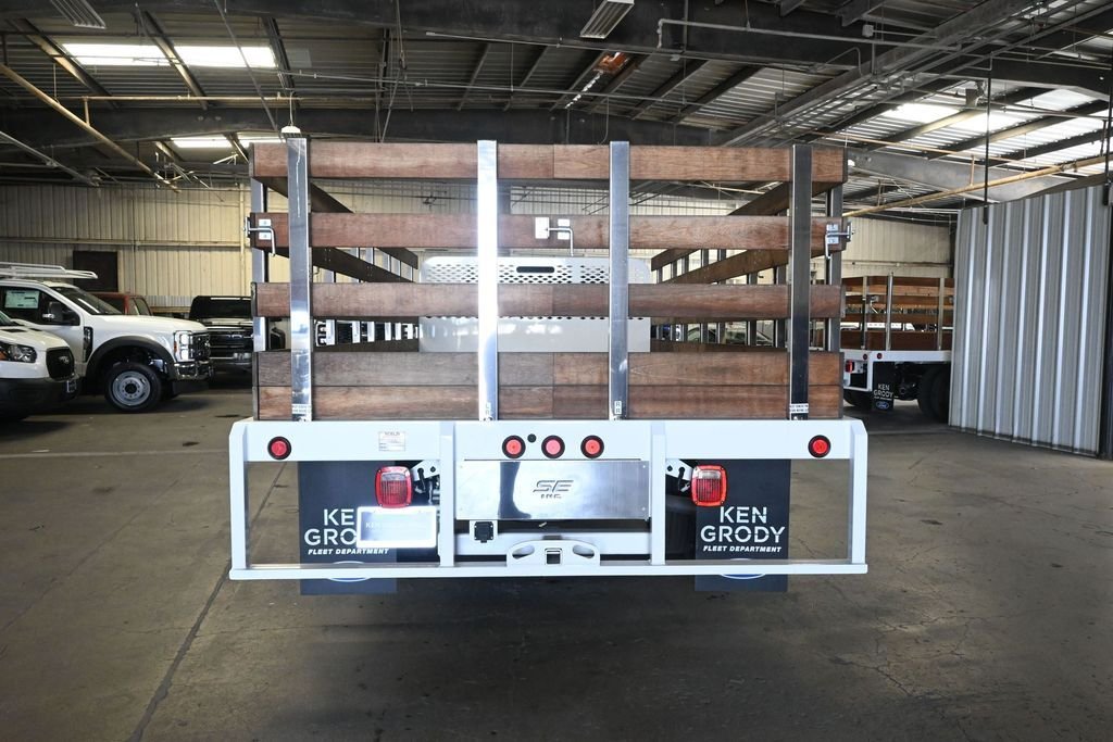 2025 Ford F-550 Super Duty Chassis Cab XL - Photo 7