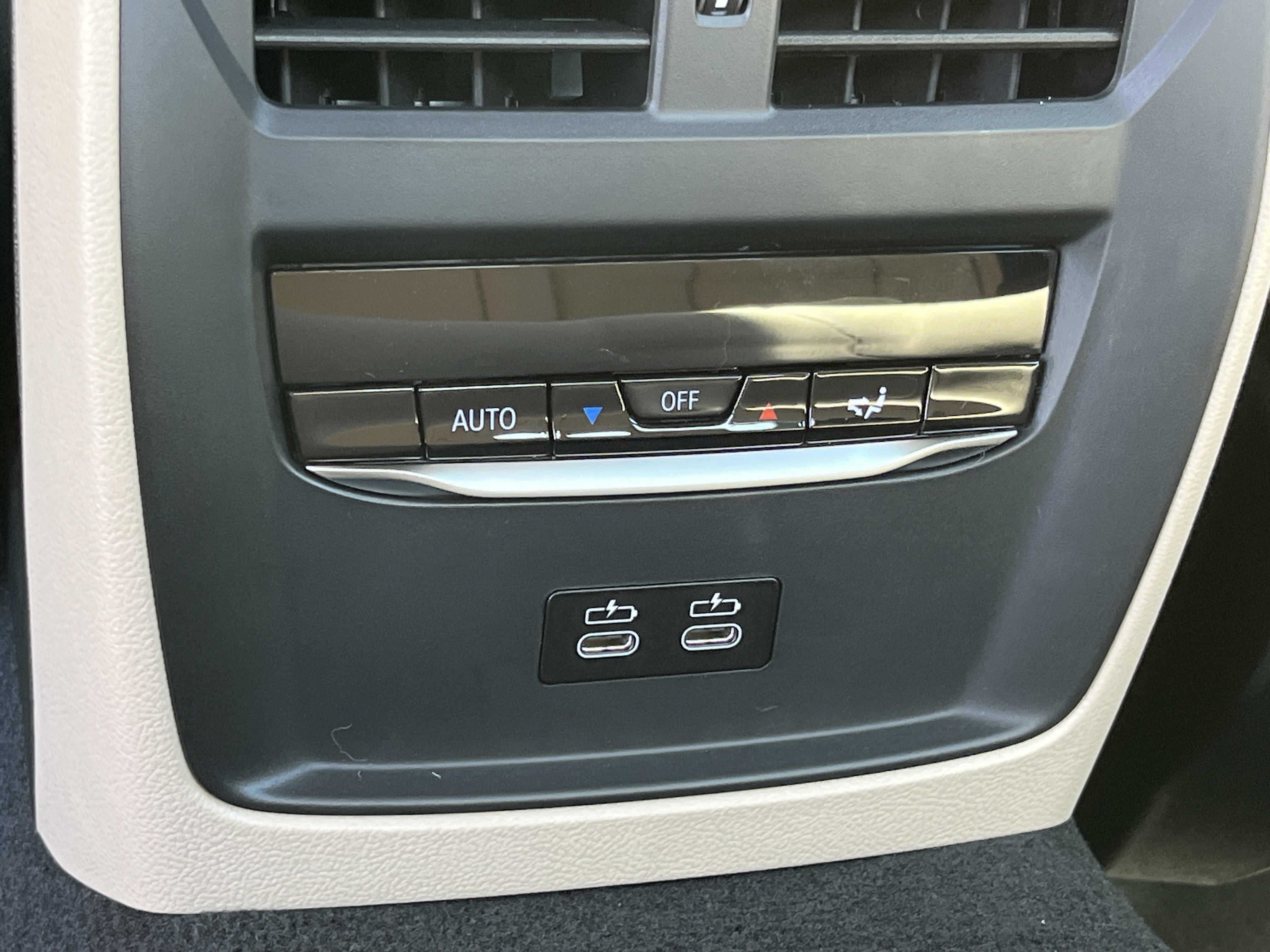 New 2026 Dravit Grey Metallic BMW 330i NA image 21