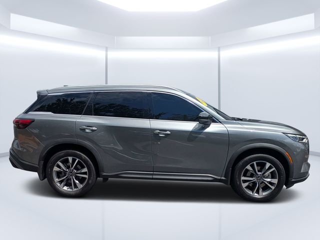 Certified Used 2024 Gray INFINITI LUXE image 2