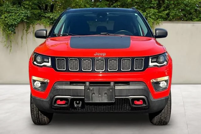 Used 2017 Jeep All-New Compass Trailhawk with VIN 3C4NJDDB8HT667810 for sale in Beachwood, OH