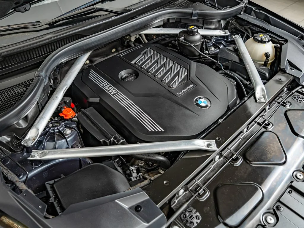 Used 2019 Arctic Gray Metallic BMW xDrive40i image 49