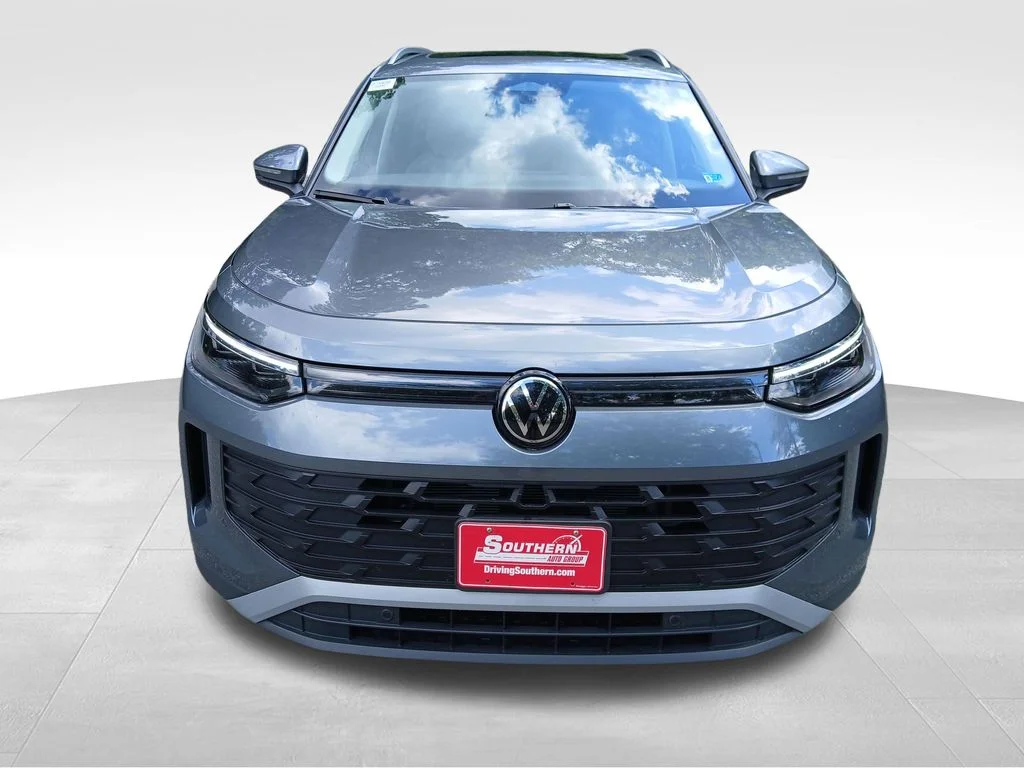 Certified Used 2026 Gray Volkswagen SE image 10