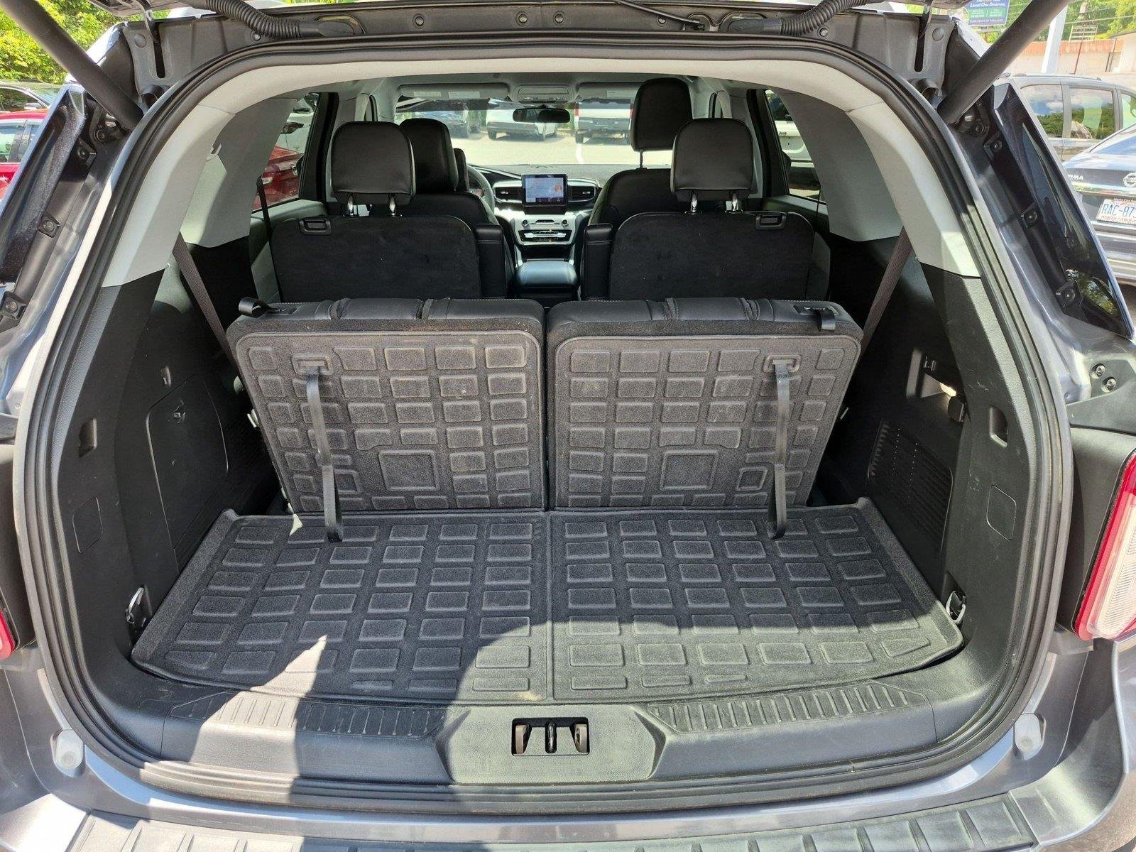 Used 2024 Carbonized Gray Metallic Ford XLT image 34