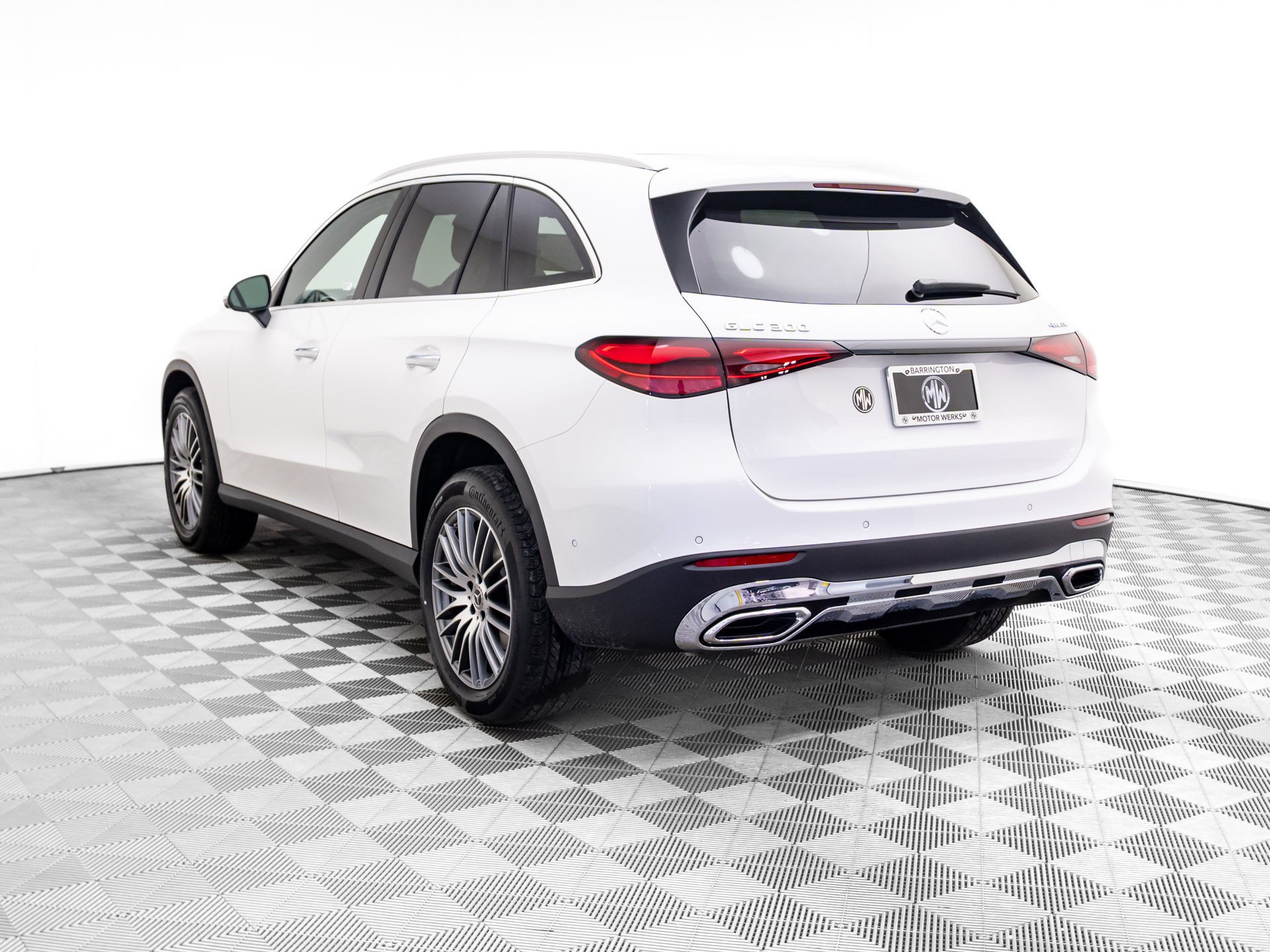 Used 2026 White Mercedes-Benz GLC 300 image 3